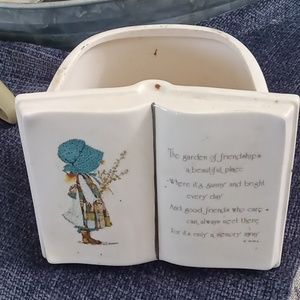 VTG. Holly Hobby Planter in excellent used condition.